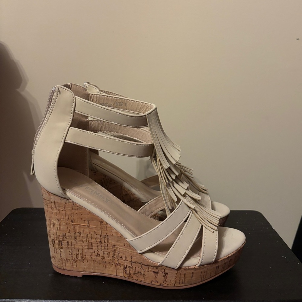 Great condition tan cork heels